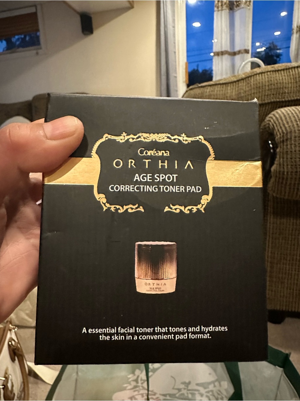 ORTHIA Age Spot Correcting Toner Pad - Black & Gold Packaging